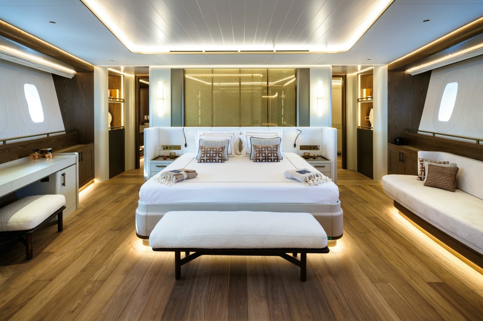 2026 Ares Yachts — - Image 40