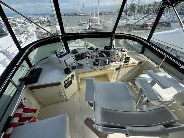1988 Tollycraft 34 - 20