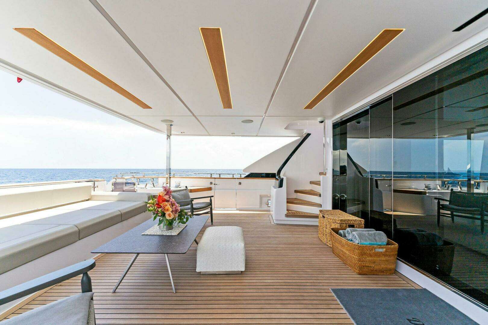2024 Custom Line Navetta 33 - Image 32