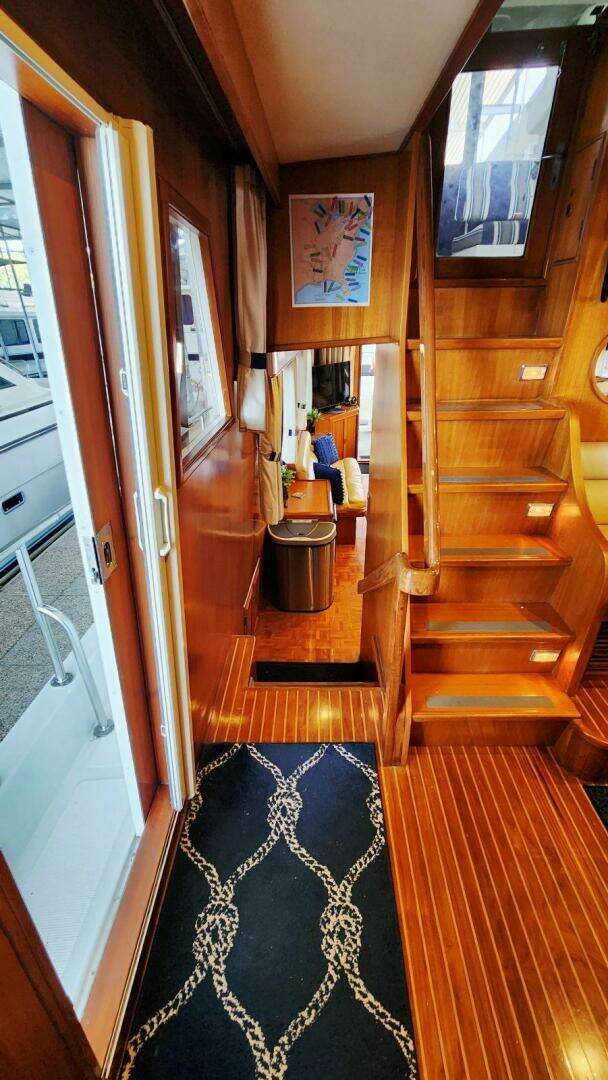 2000 Ocean Alexander 511 Classico - Image 26
