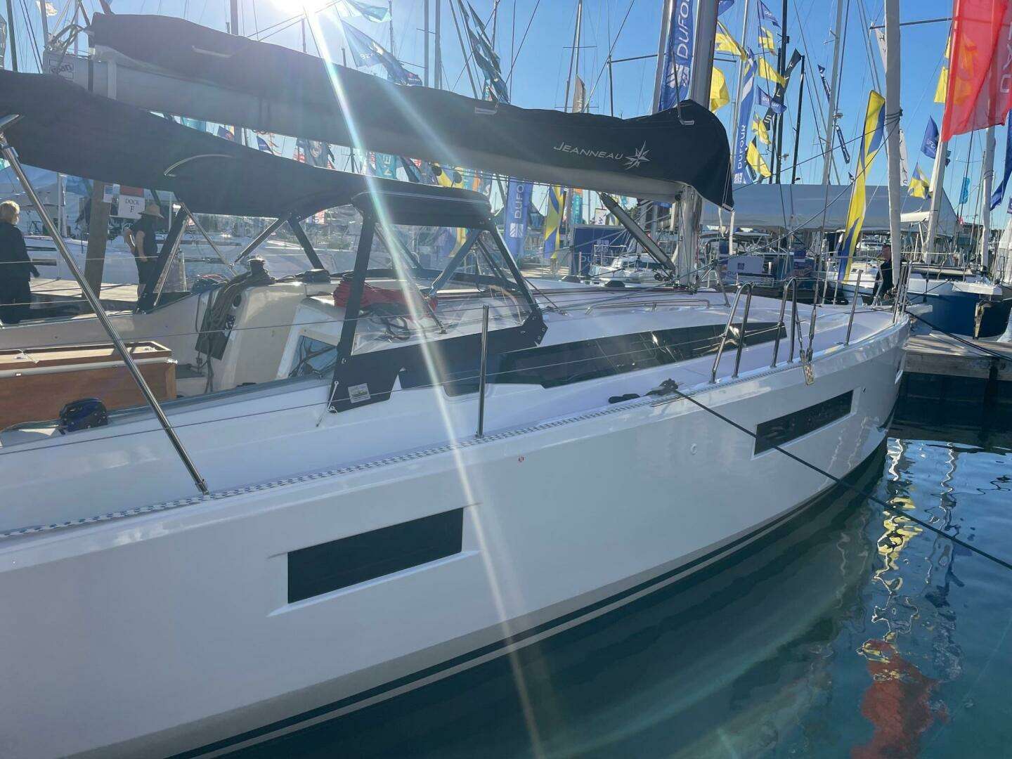 2027 Jeanneau Sun Odyssey 415 - Image 23