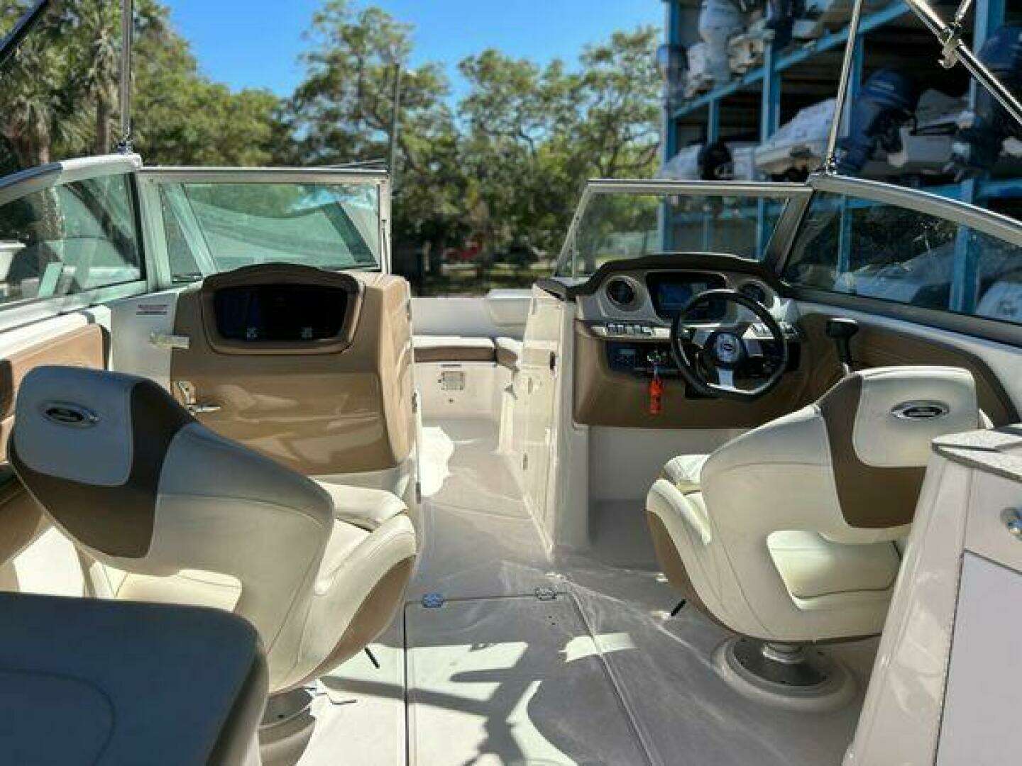 2014 Chaparral 244 Sunesta - Image 17