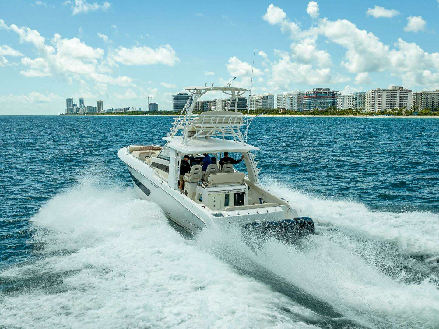 2016 Boston Whaler — - Image 48