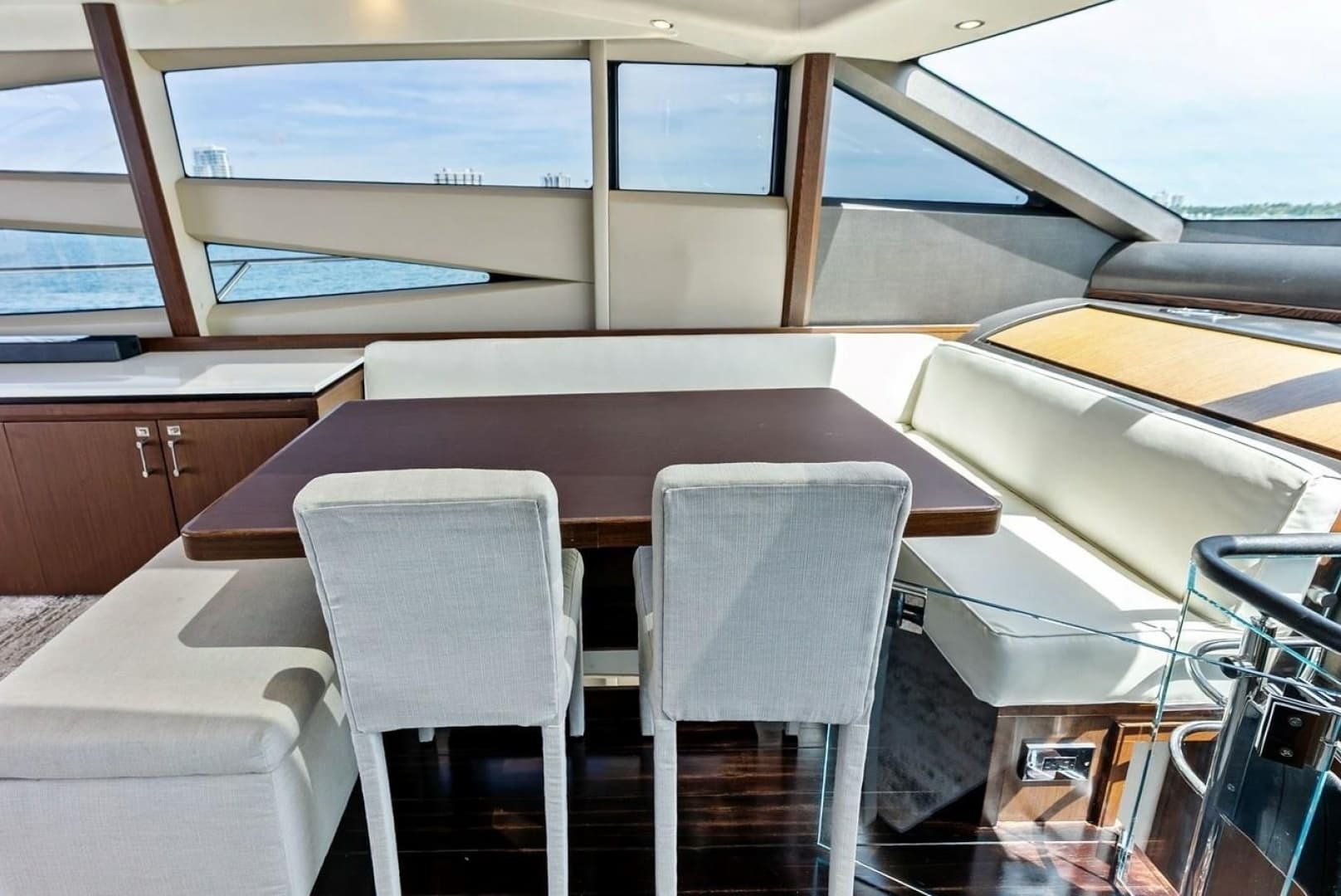2013 Princess 78 - Image 31