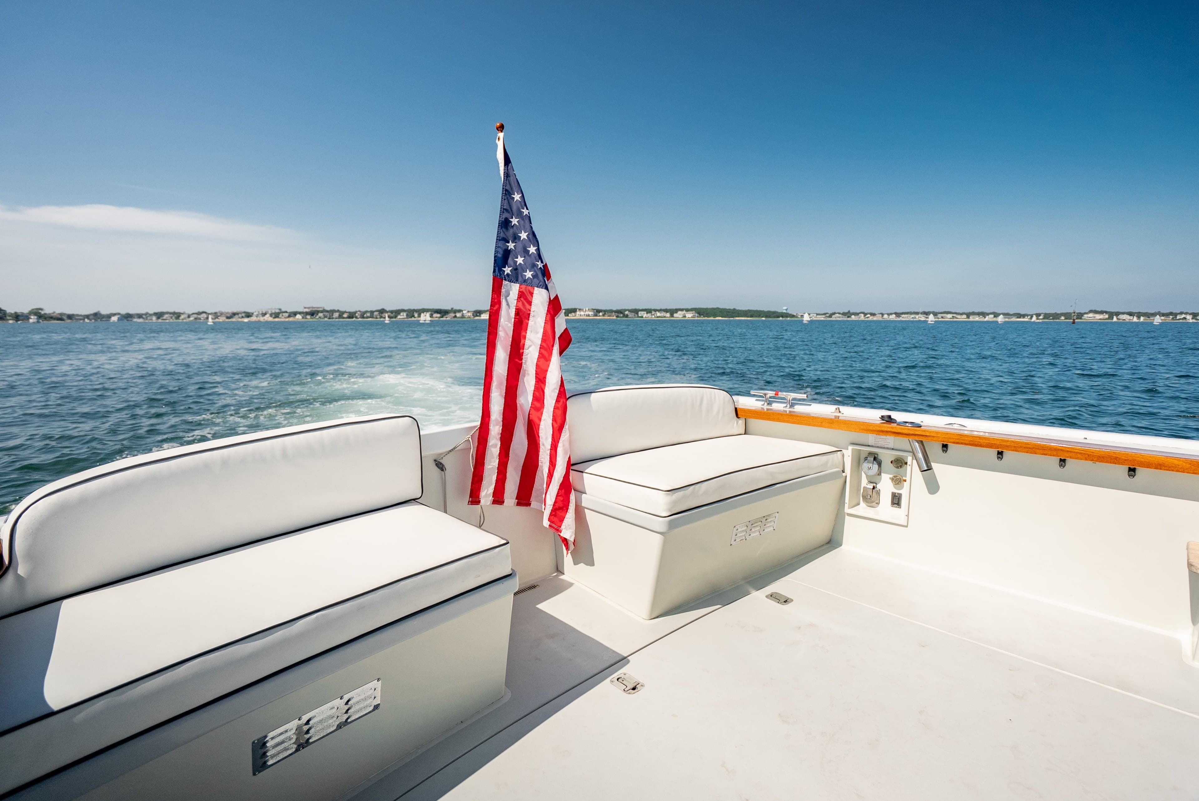 2000 Little Harbor WhisperJet 44 - 26