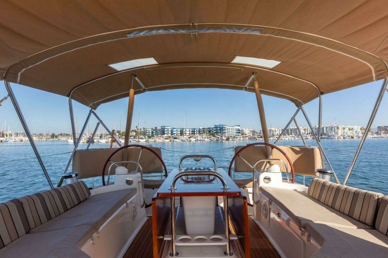 2015 Jeanneau 53DS - Image 12