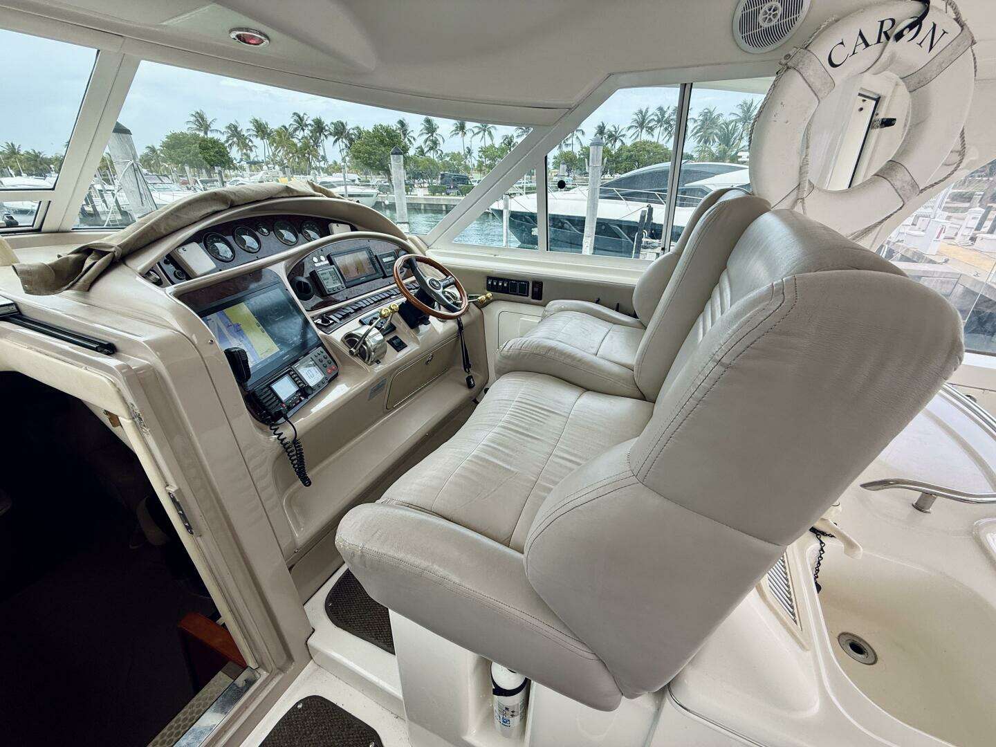 2003 Sea Ray 480 Motor Yacht - Image 24