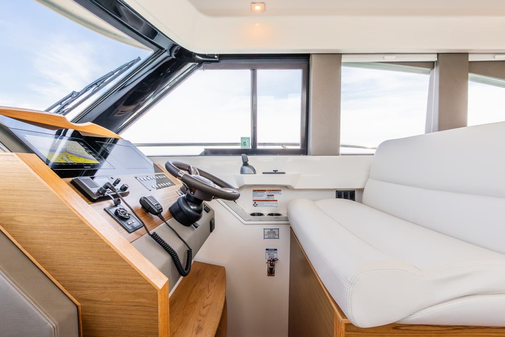 2023 Tiara Yachts 39 Coupe - Image 8