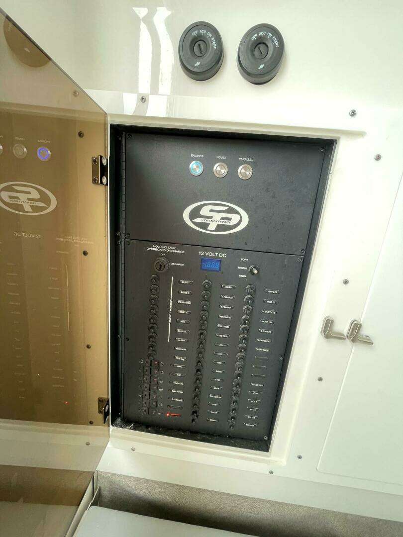 2023 Sea Pro 320 DLX - Image 29