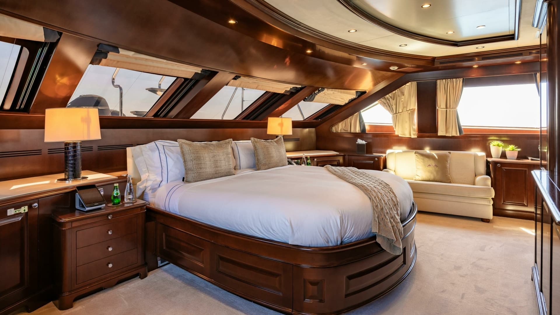 2009 Benetti Benetti Classic 120 - Image 44