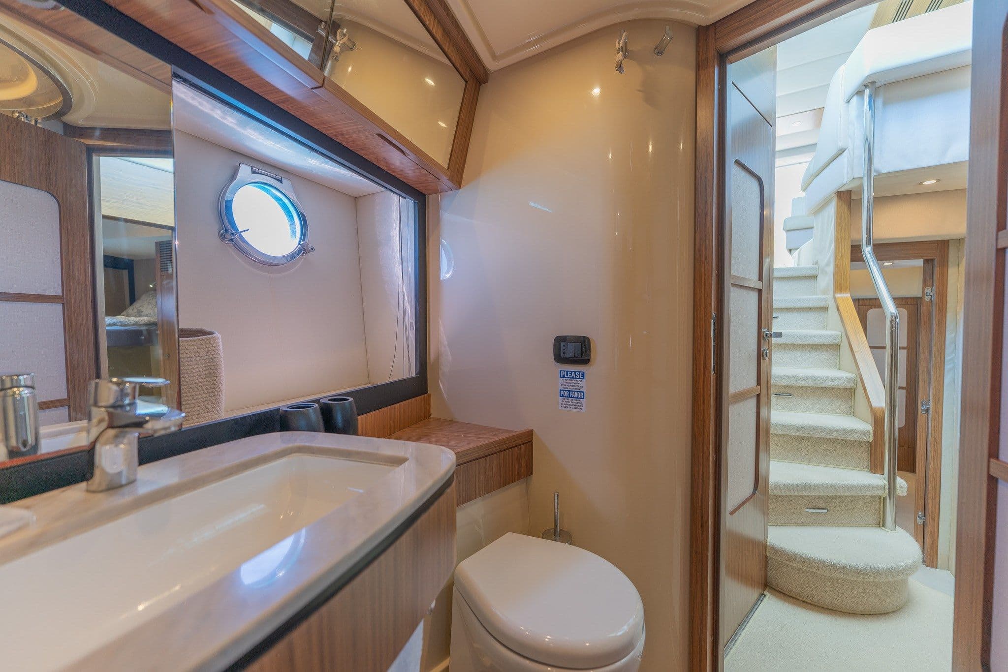 Azimut Magellano 53