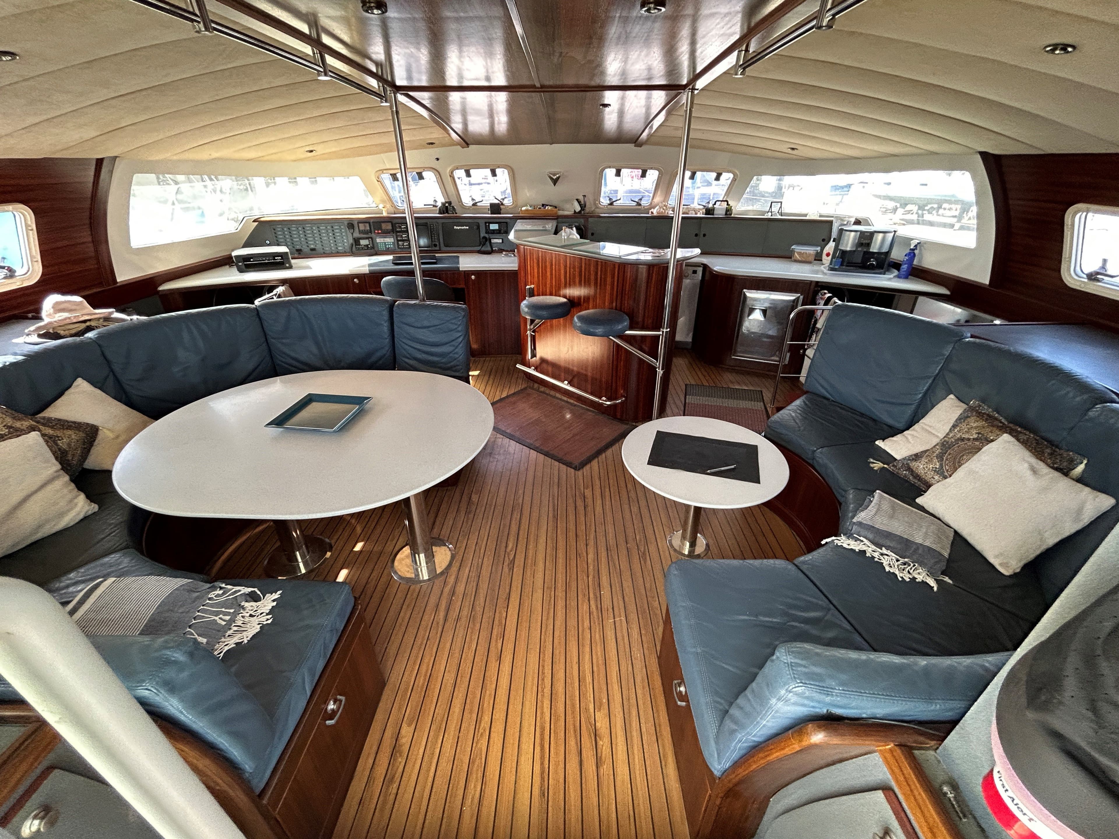 saloon