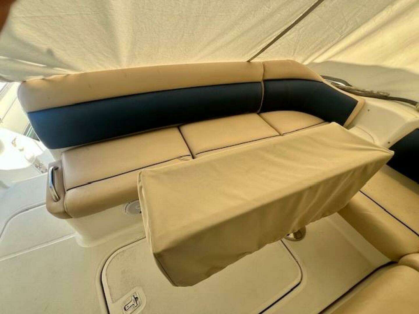 2007 Tiara Yachts 3900 Sovran - Image 10