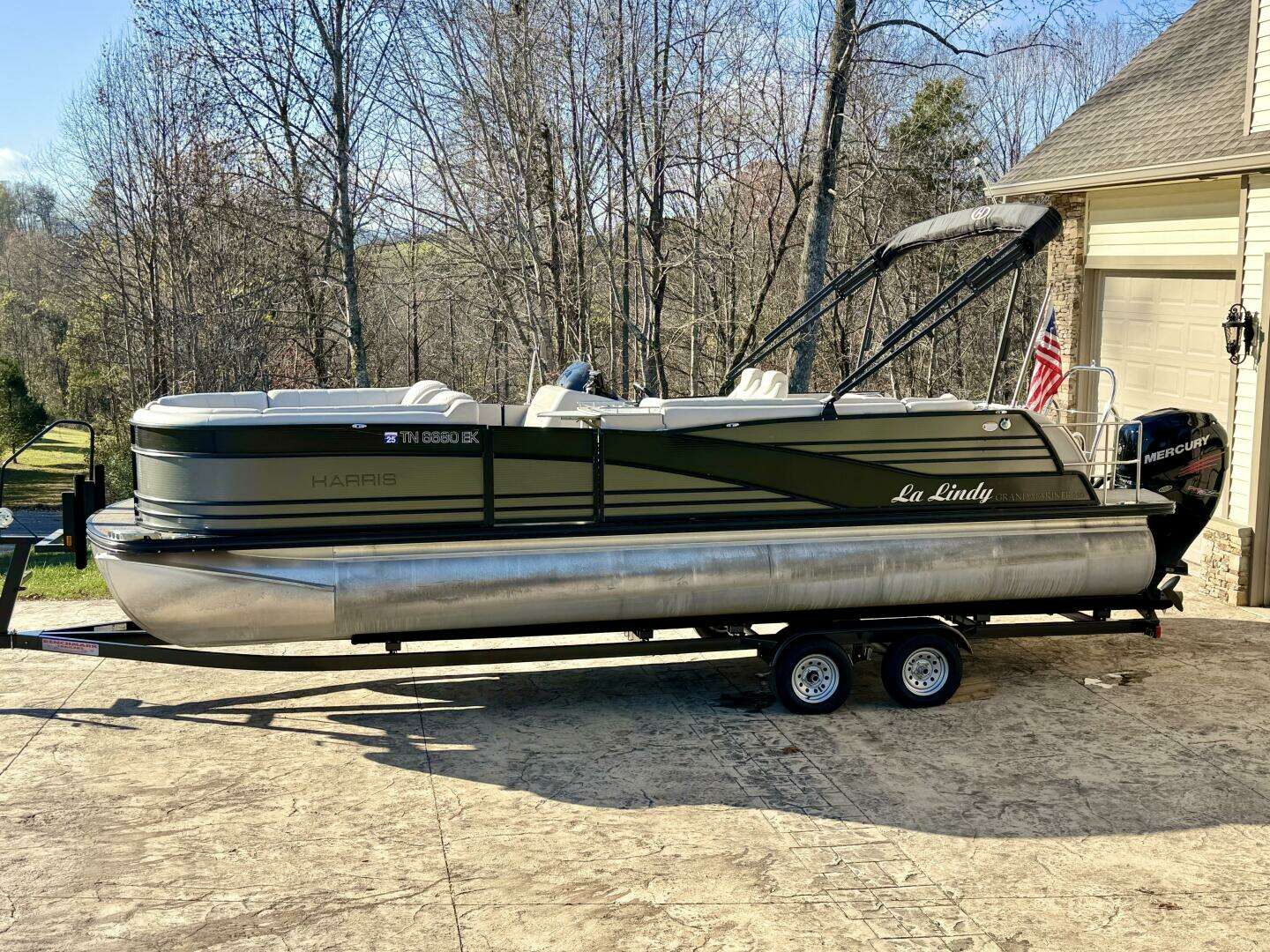 2016 Harris Grand Mariner 250 SLEC Tritoon - Image 14