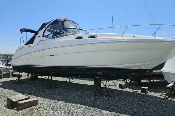 2004 Sea Ray 320