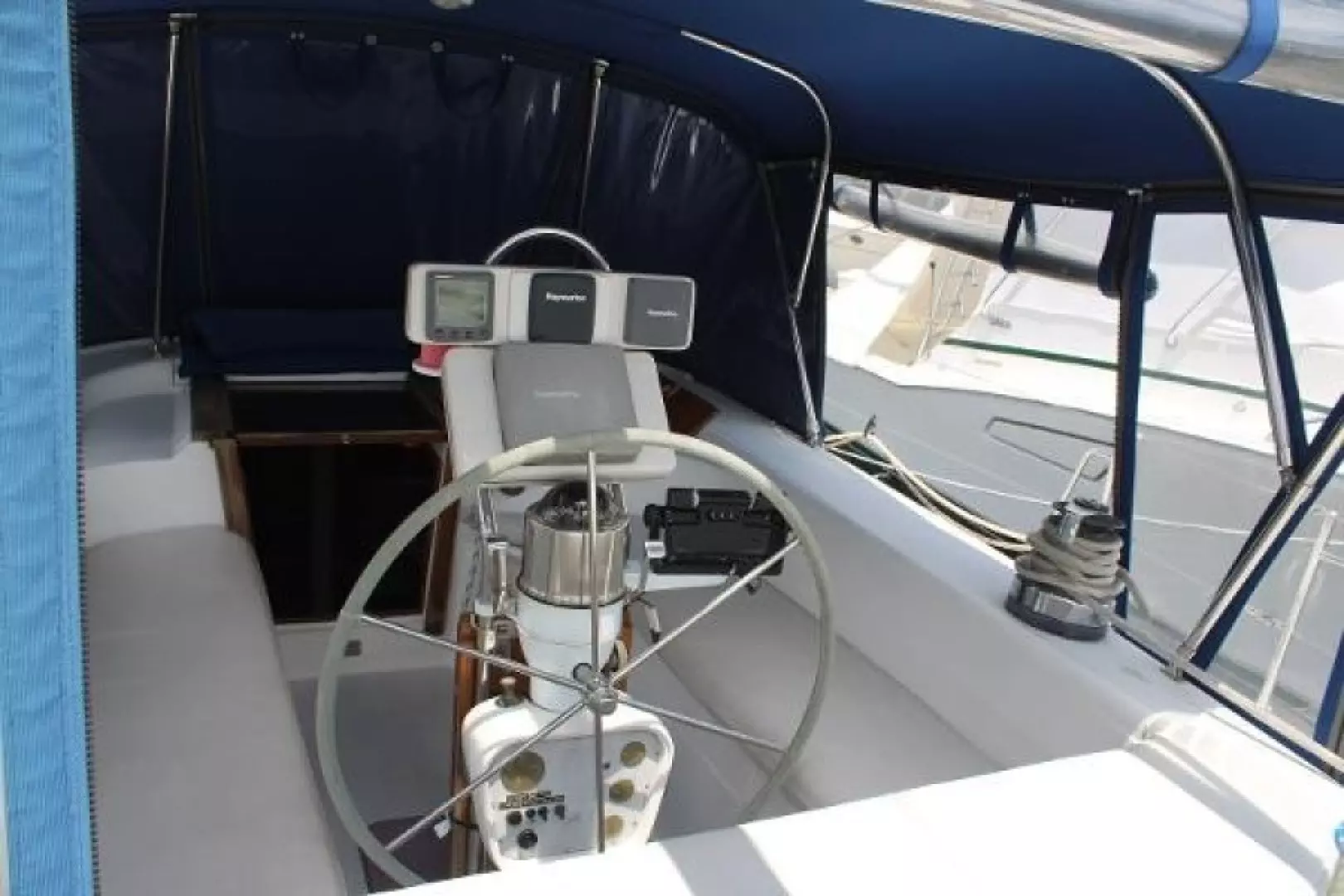 1991 Catalina Morgan 45 - Image 10