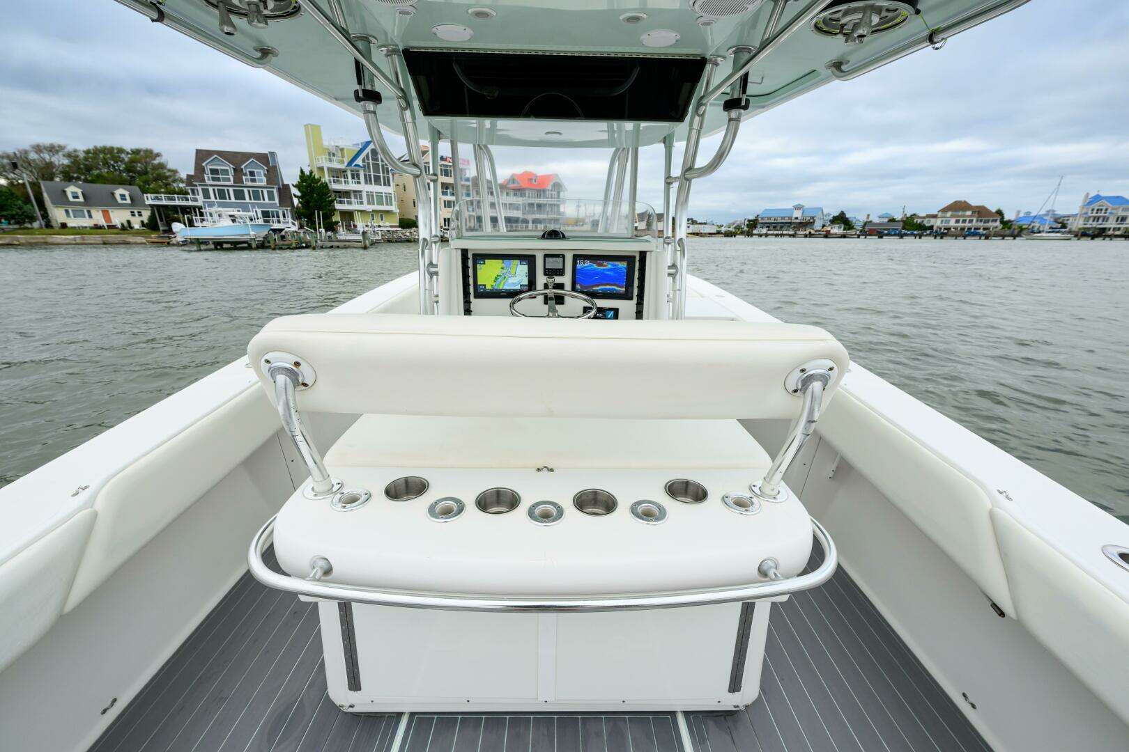 2008 Venture 39 Cuddy - Image 18