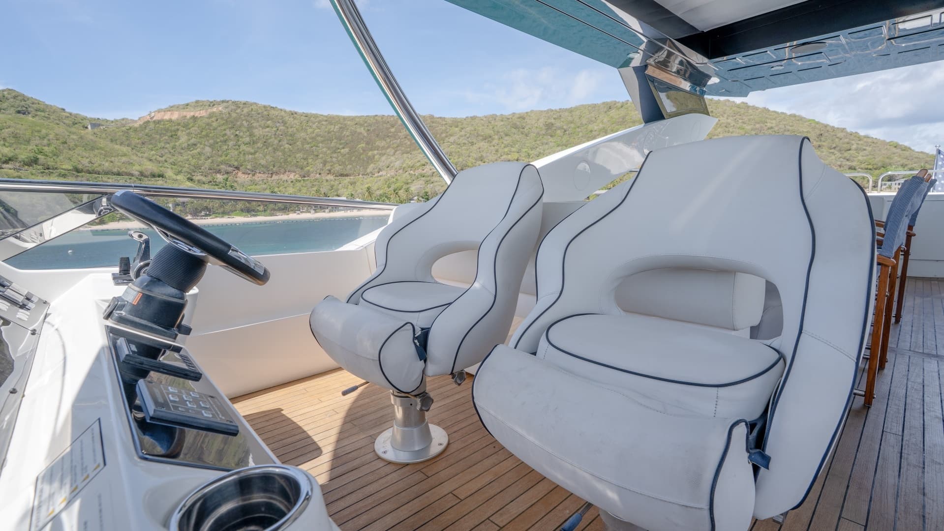 2017 Sunseeker 86 Yacht - Image 108