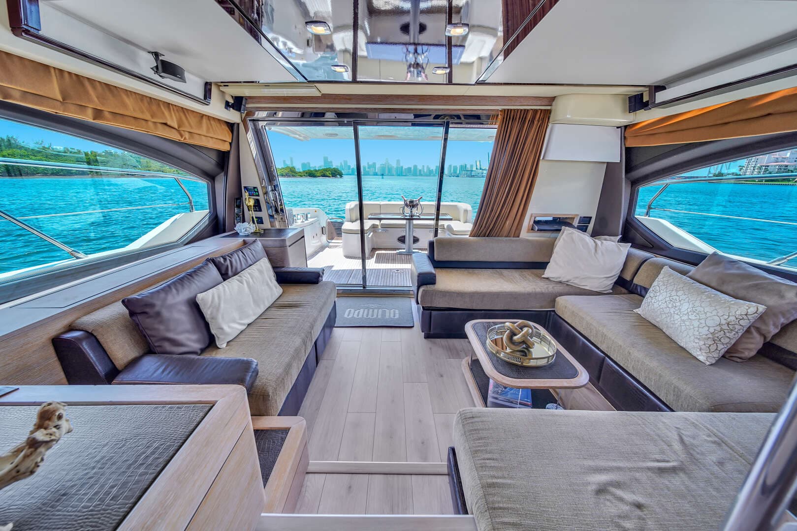 2012 Azimut 64 FLY - Image 54