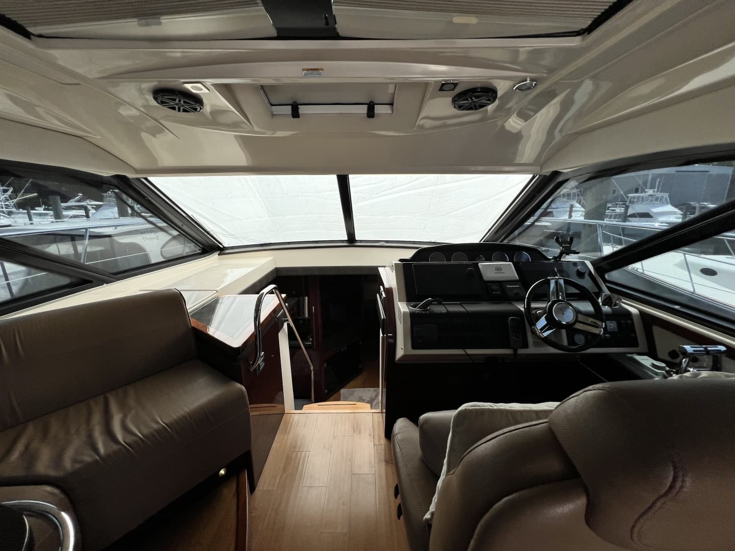 2013 Sea Ray 510 Sundancer - Image 18
