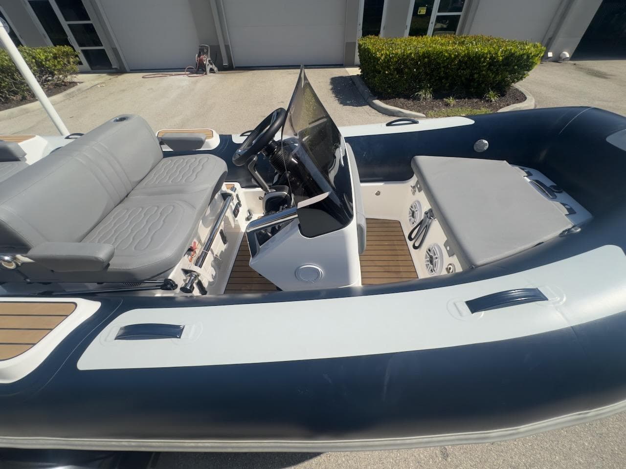 2024 Williams Jet Tenders 445 Diesel Jet - 14
