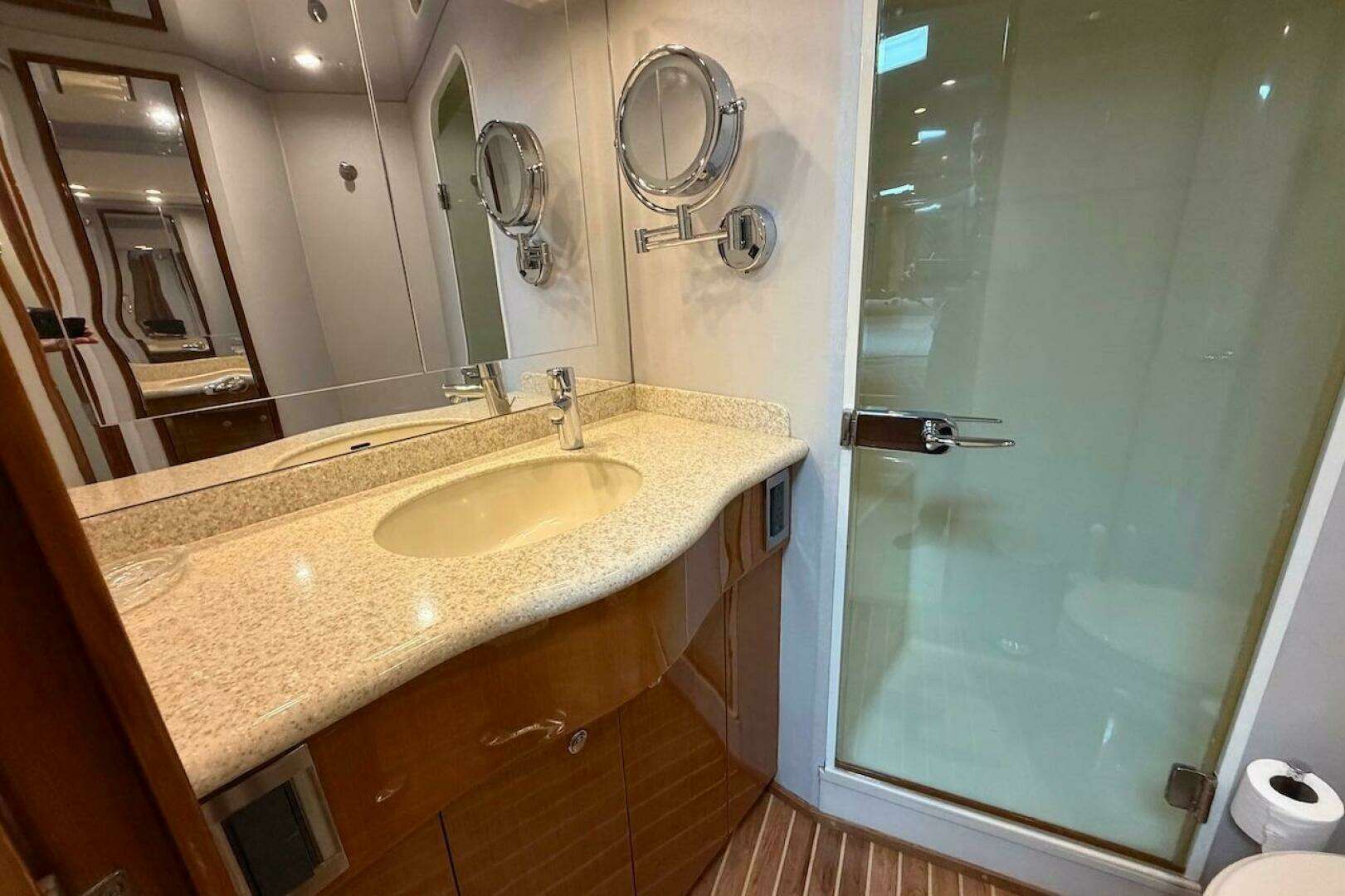2004 Viking 56 Convertible - Image 25
