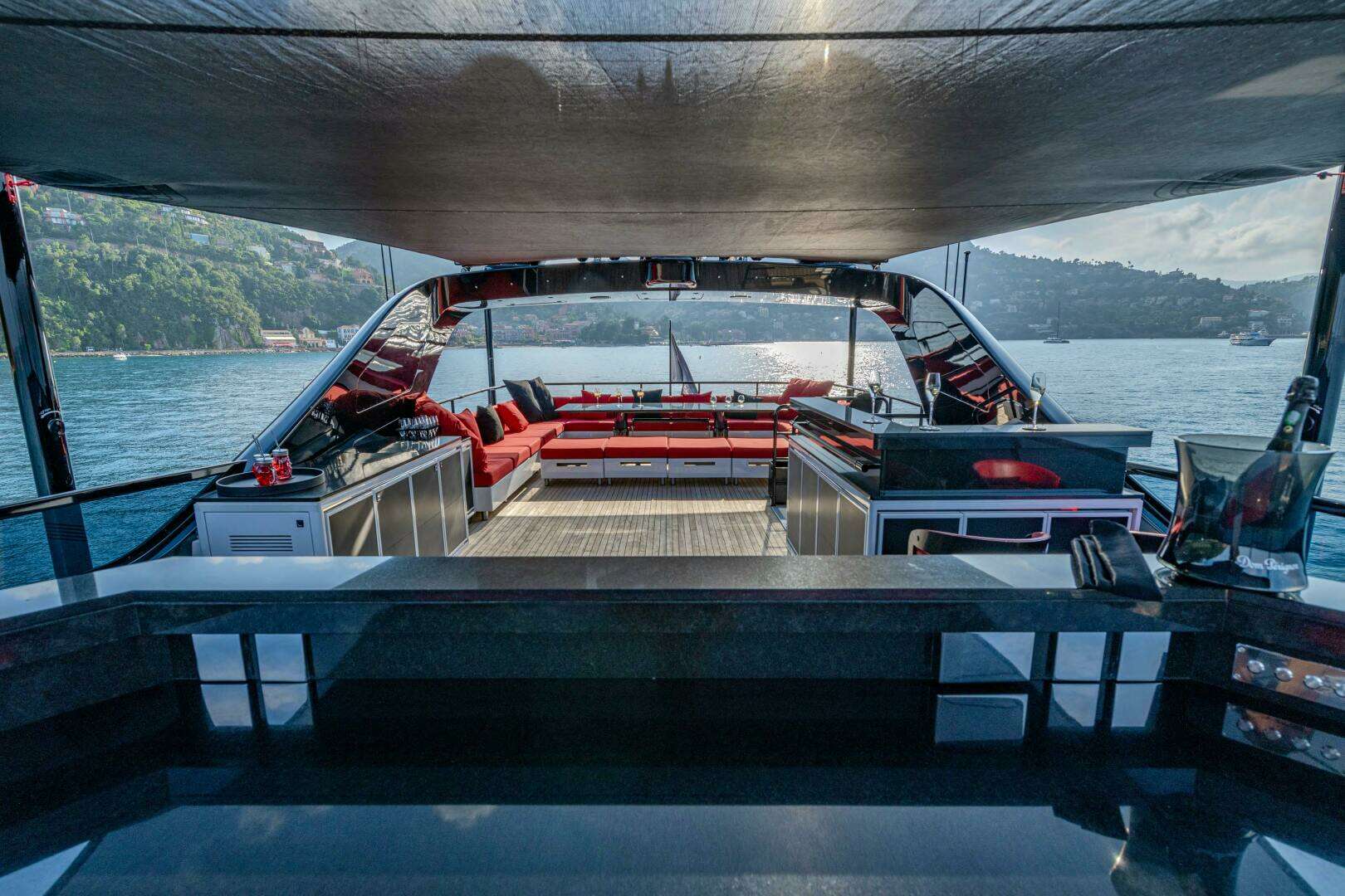 2017 Overmarine Mangusta 165 E - Image 11