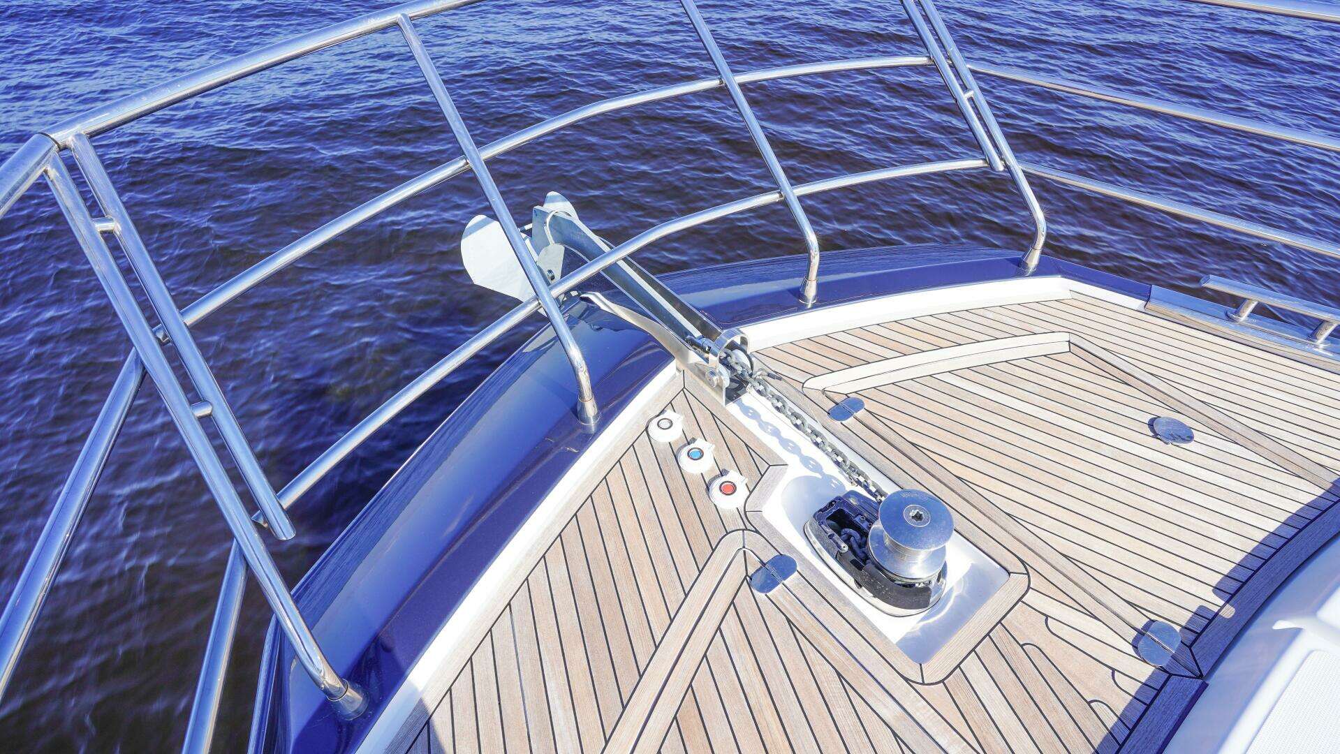 2017 Azimut 66 Flybridge - Image 19