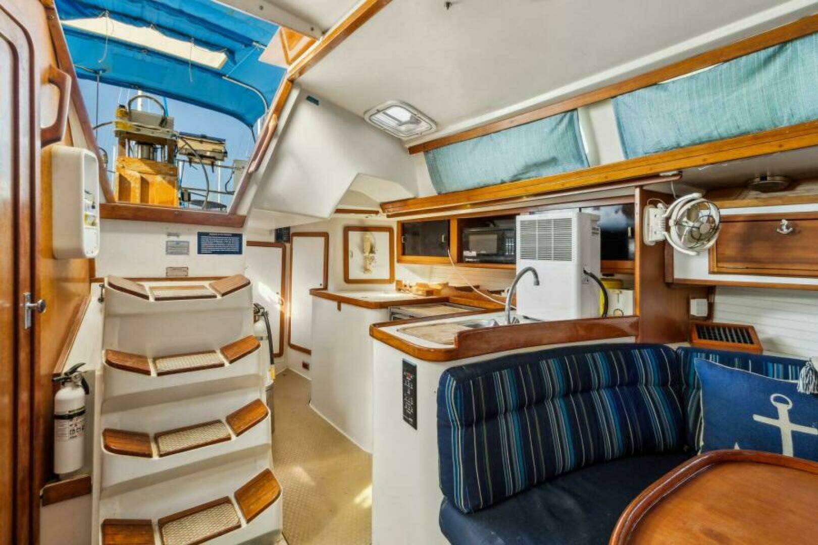 1992 Catalina 42 - Image 19