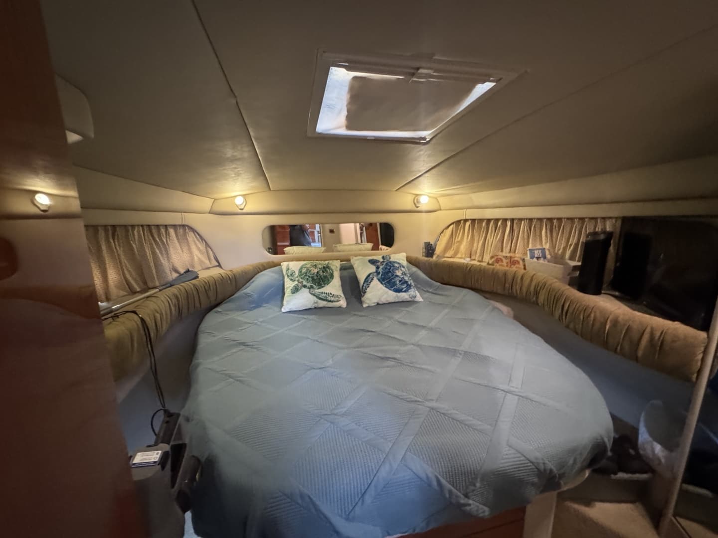 2001 Sea Ray 380 Aft Cabin - Image 68