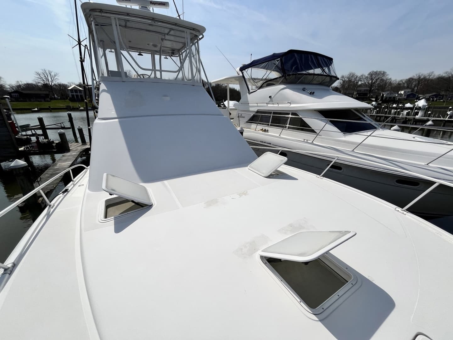 2003 Luhrs 40 Convertible - Image 26