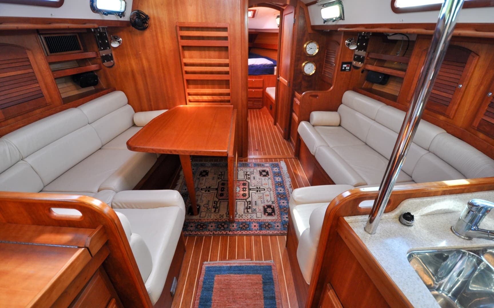 2004 Sabre 426 - Image 87