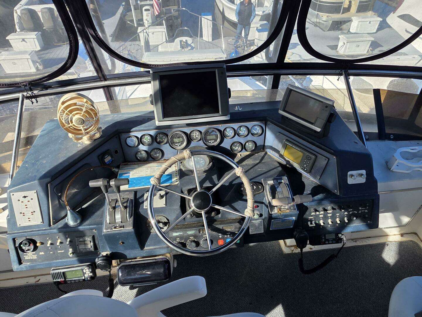 1988 Sea Ray 415 - Image 7