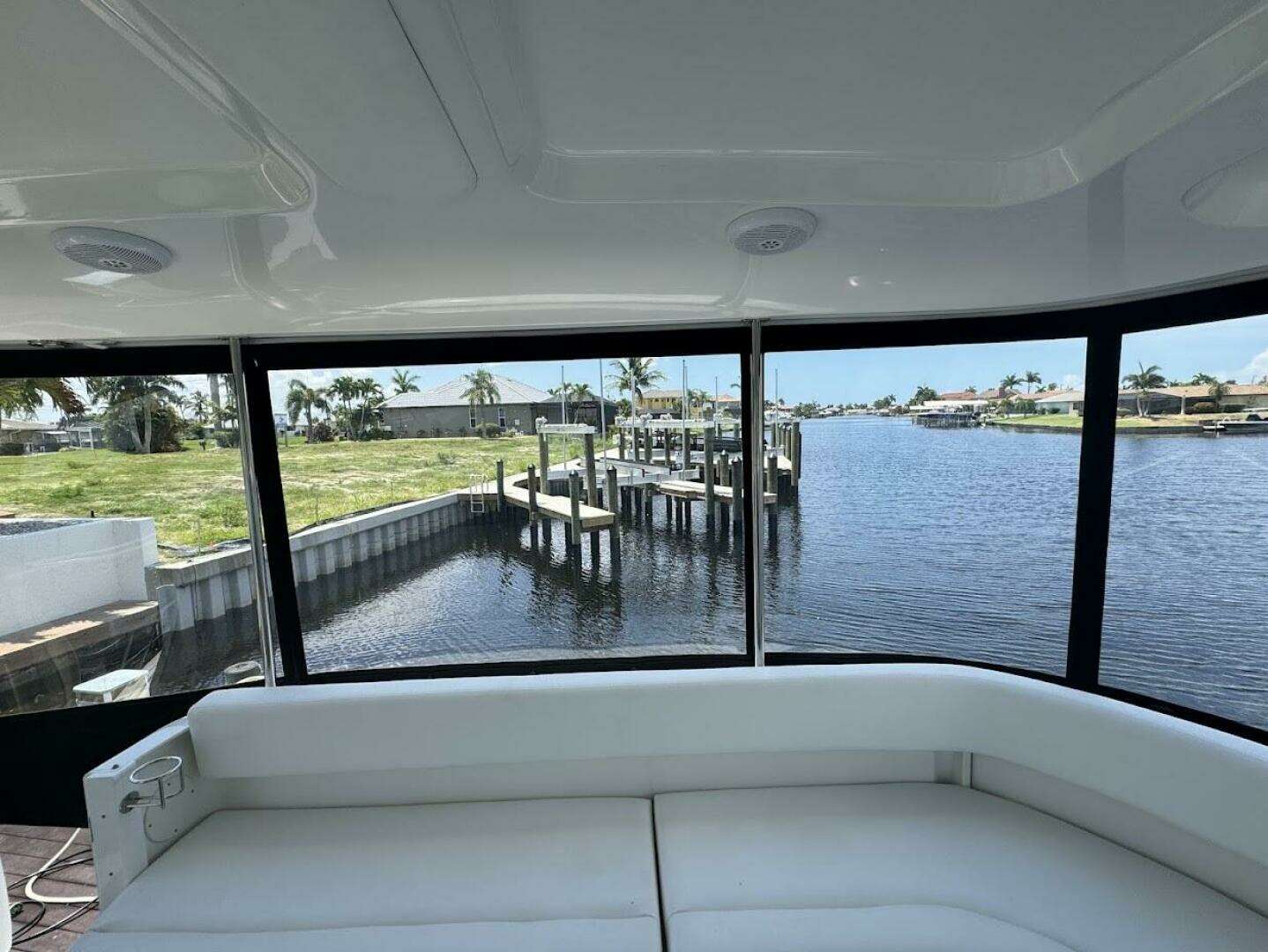 2006 Sea Ray 40 Motoryacht - Image 19