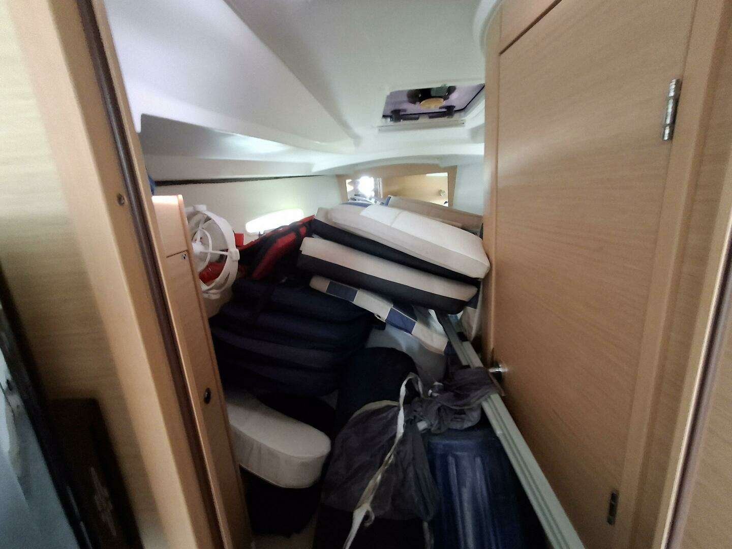 2010 Beneteau First 40 - Image 23