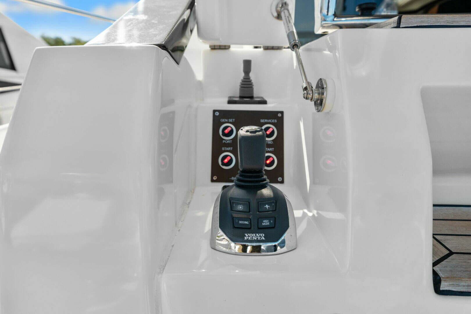 2022 Azimut S6 - Image 46