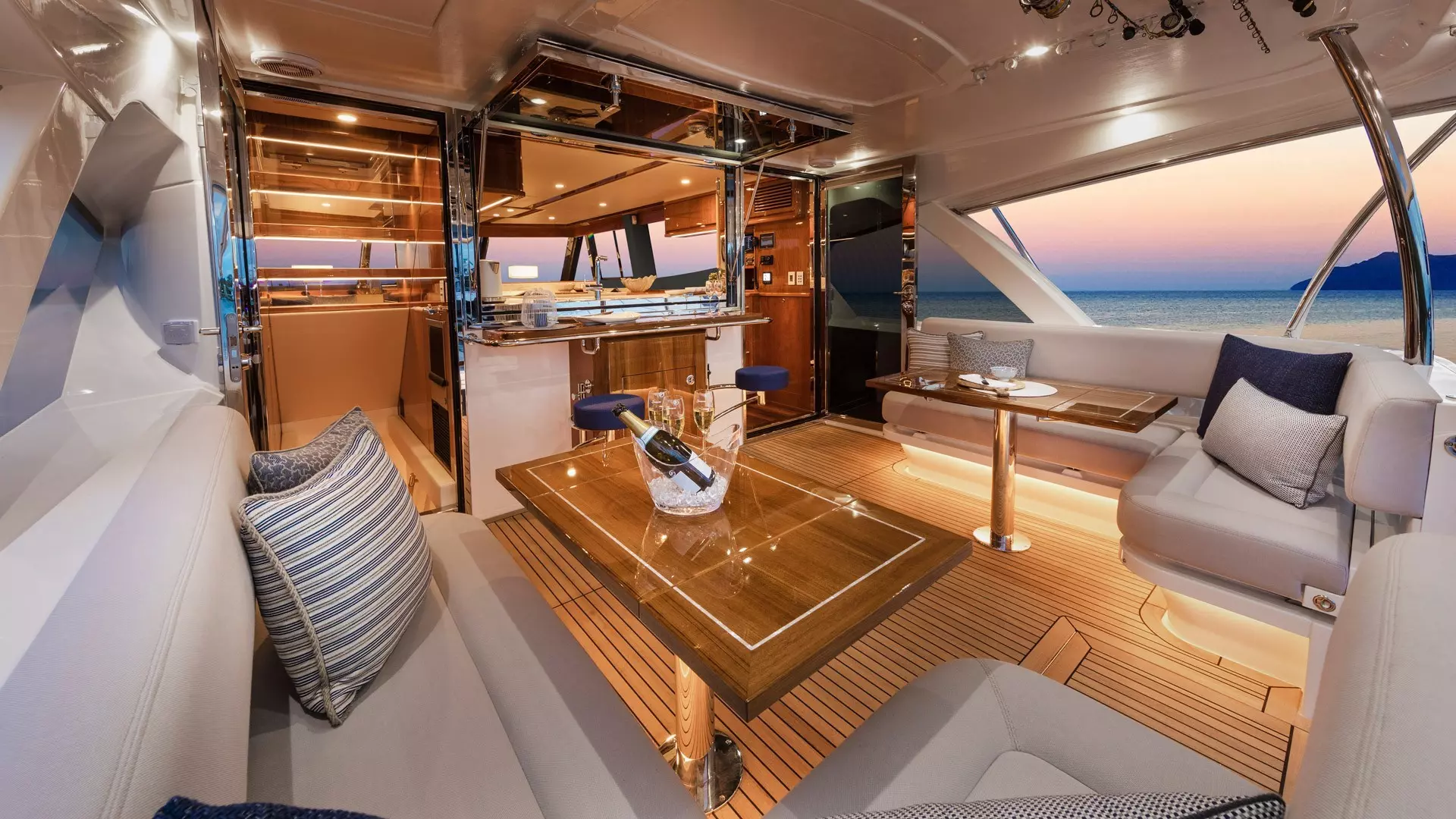 2026 Riviera 68 Sports Motor Yacht - Image 11
