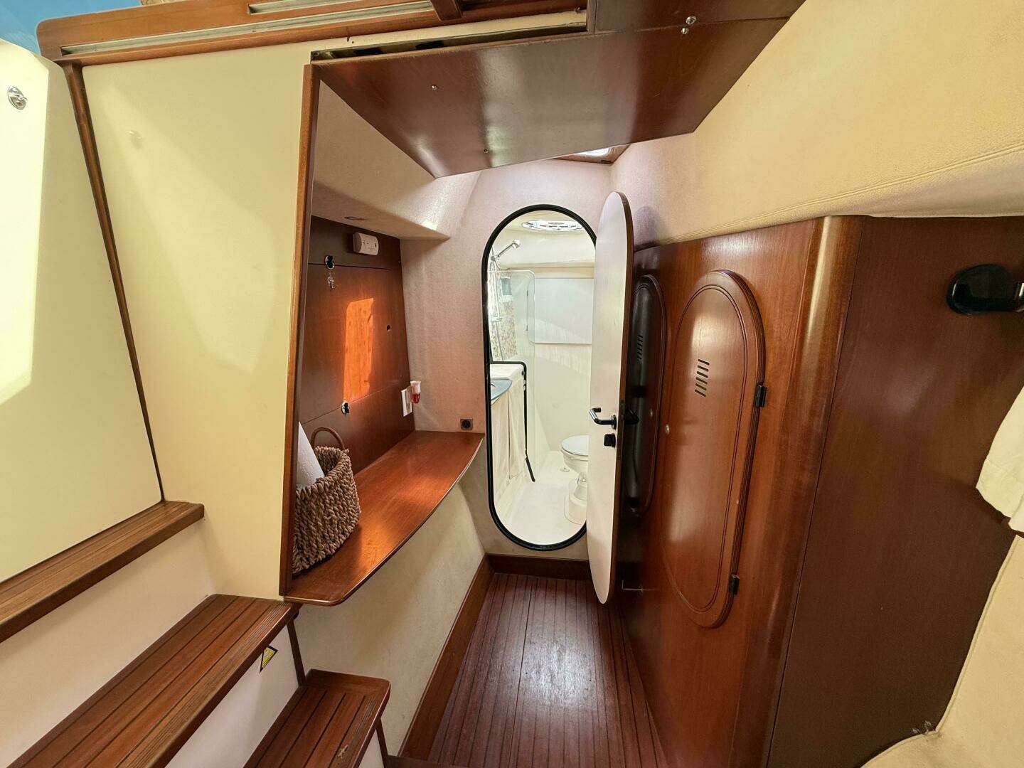 1999 Fountaine Pajot Maryland 37 - Image 16