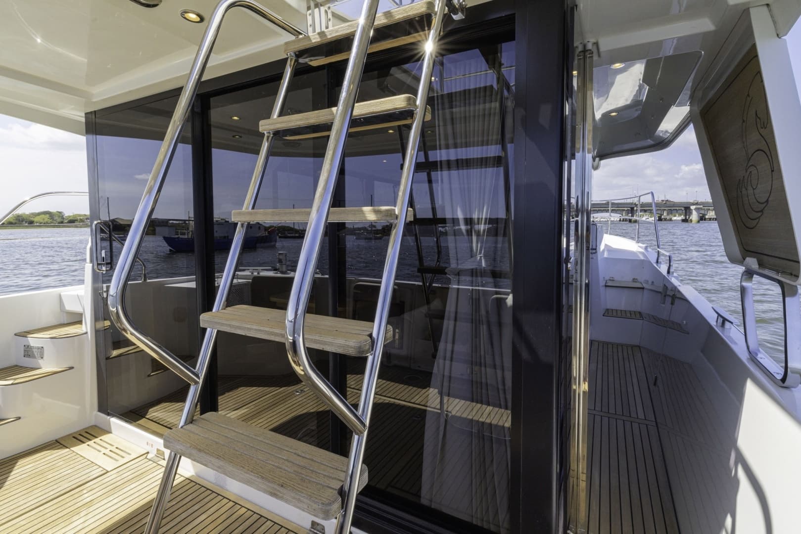 2019 Beneteau Swift Trawler - Image 29