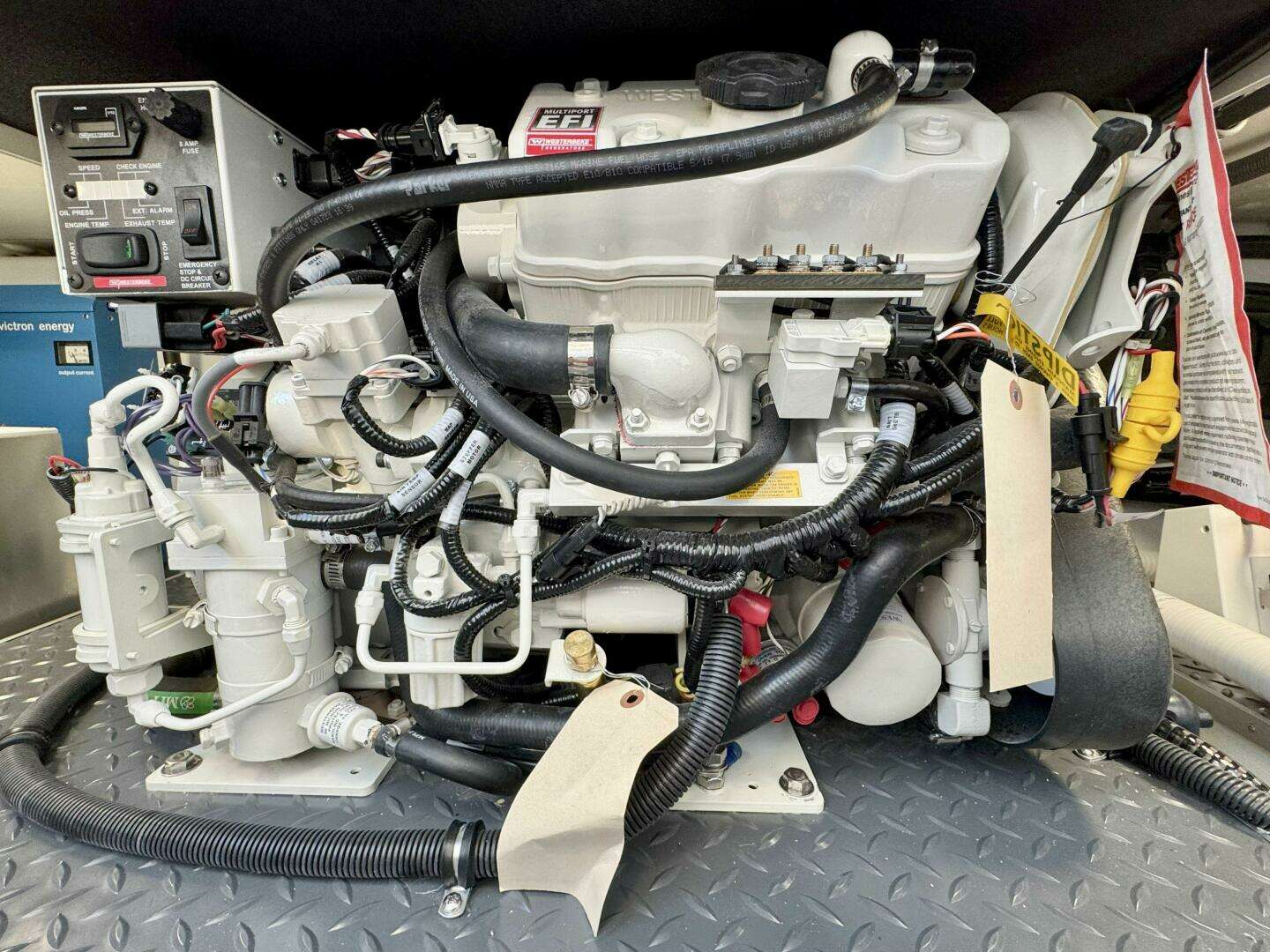 2024 Formula 350 Crossover Bowrider - Image 64