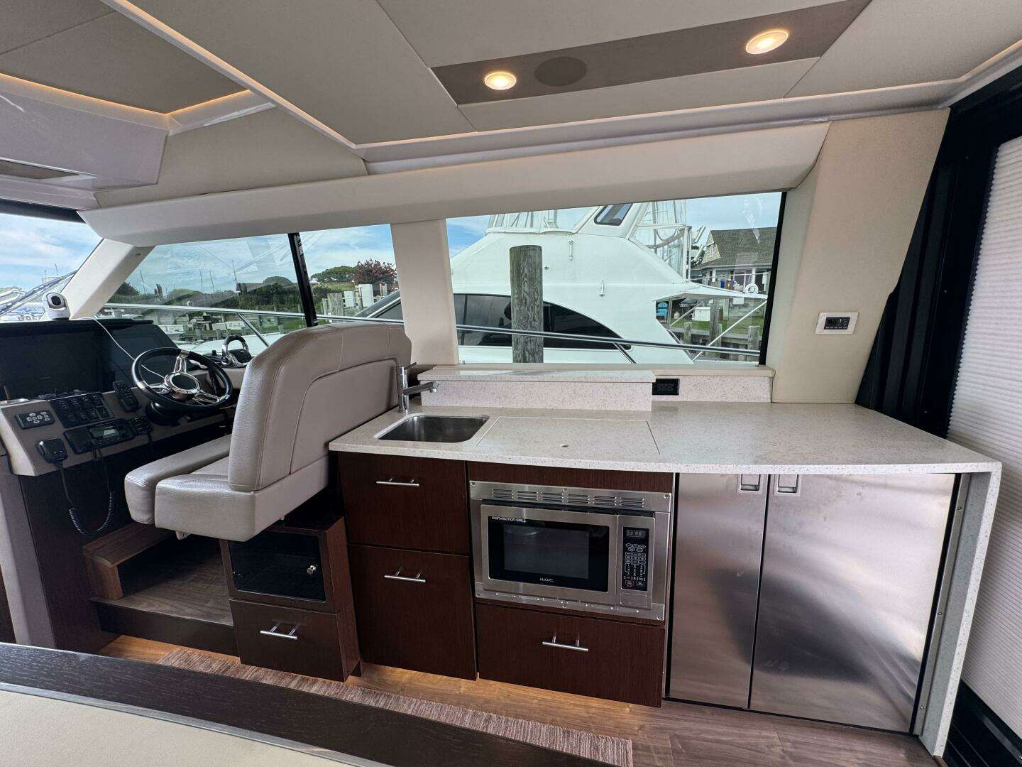 2017 Regal 42 Fly - Image 19