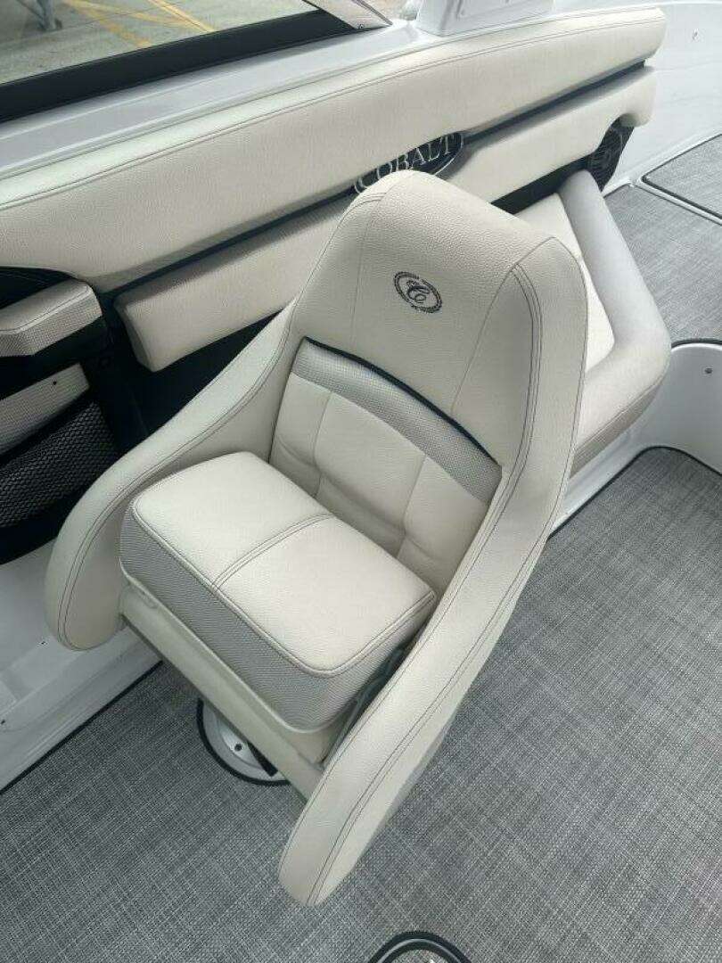 2020 Cobalt CS23 - Image 6