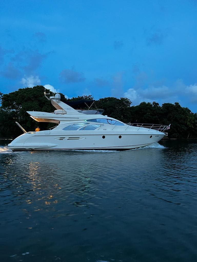 2008 Azimut Flybridge