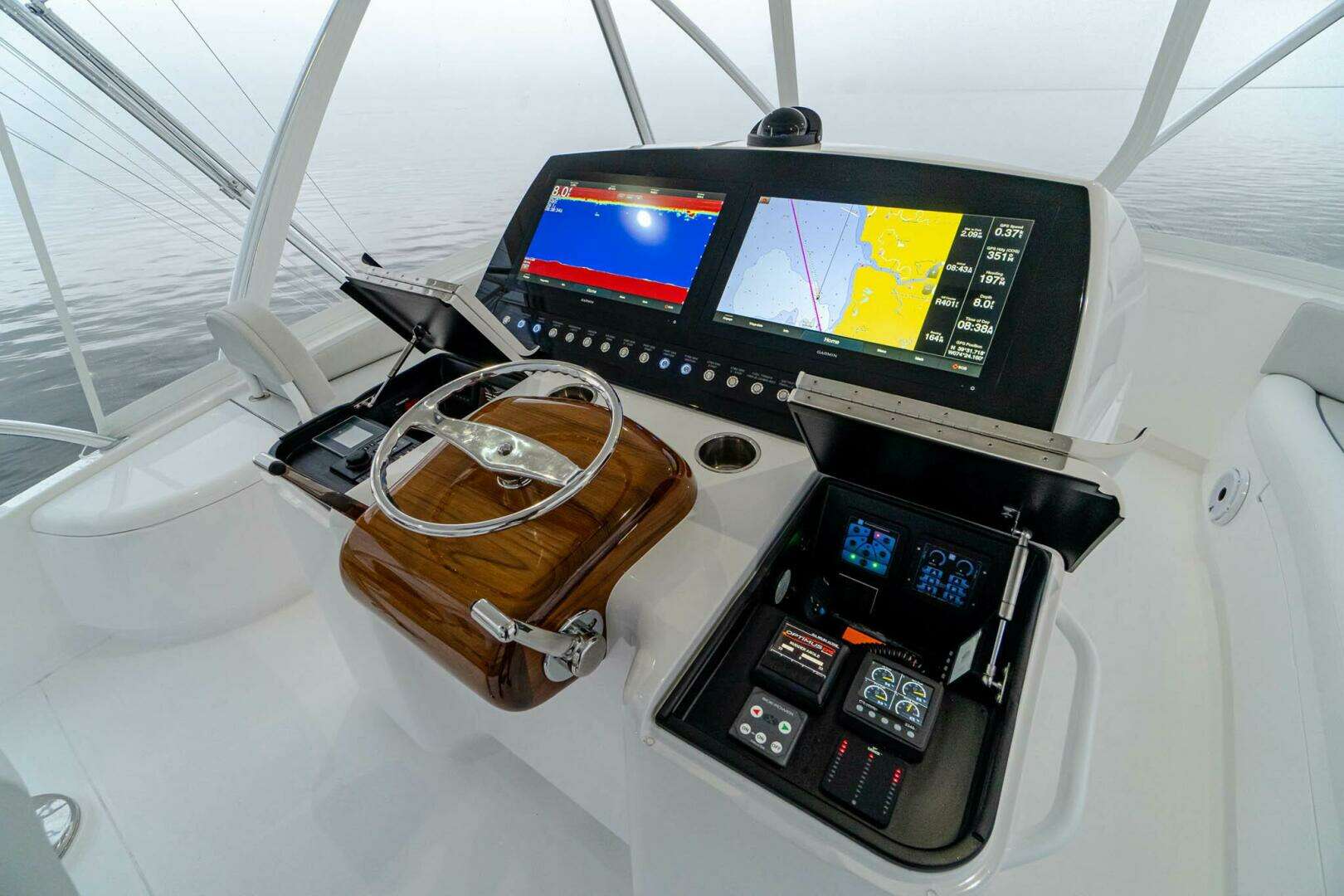 2027 Viking 54 Convertible - Image 11