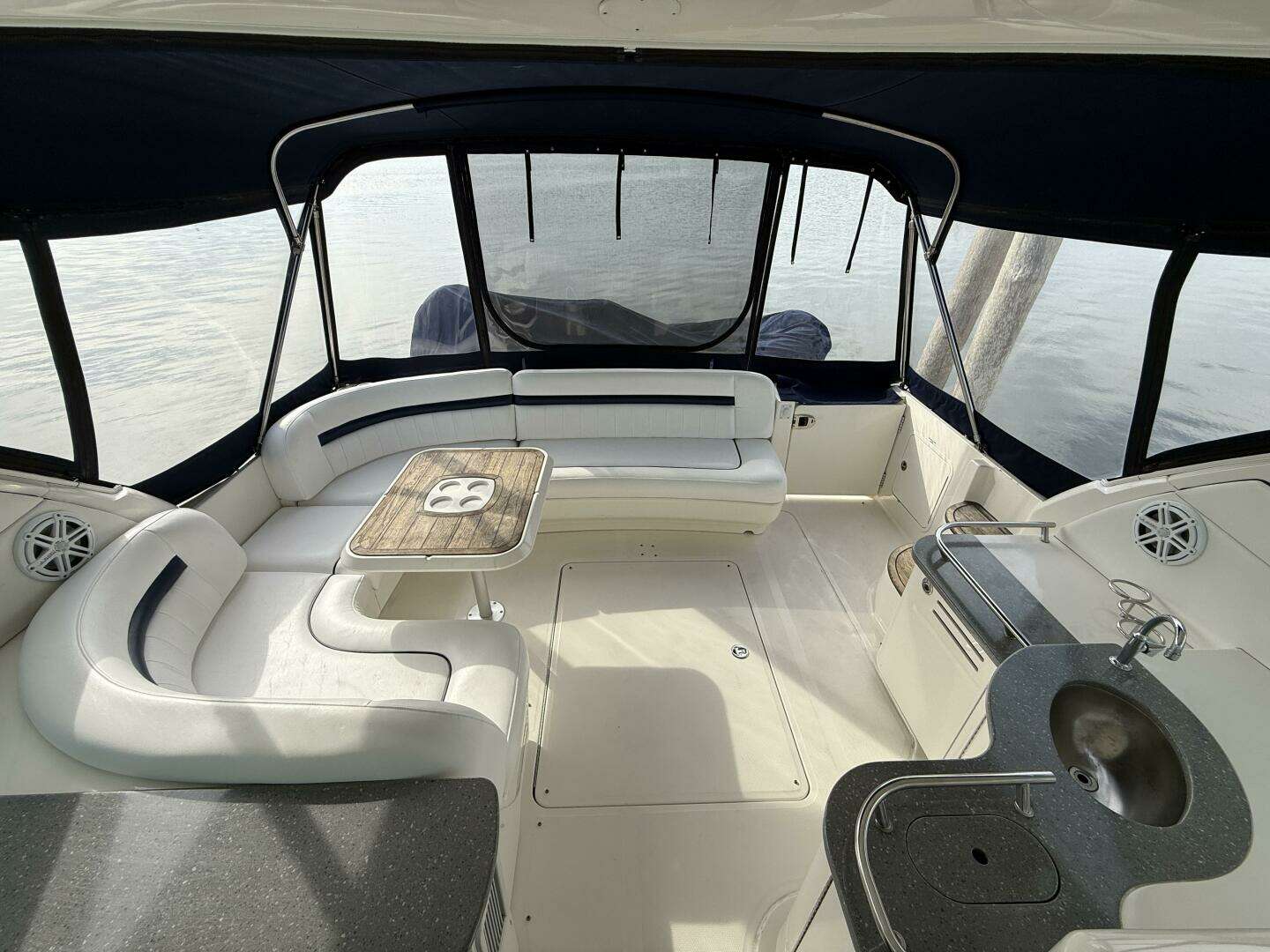 2006 Sea Ray 48 Sundancer - Image 16