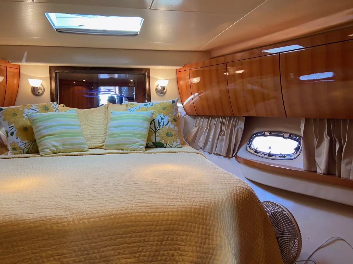 2009 Regal 5260 - Image 33