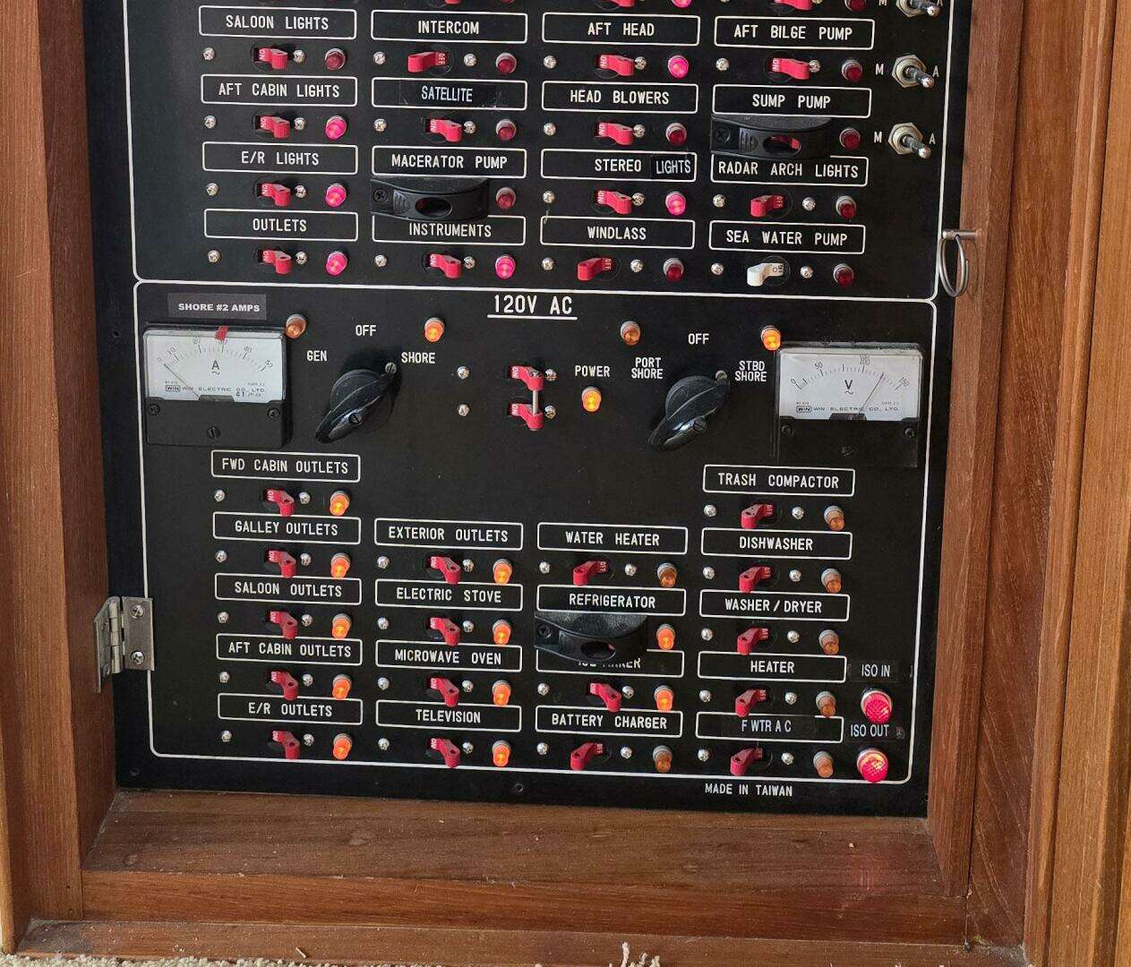 1988 Vantare 44 Aft Cabin - Image 13