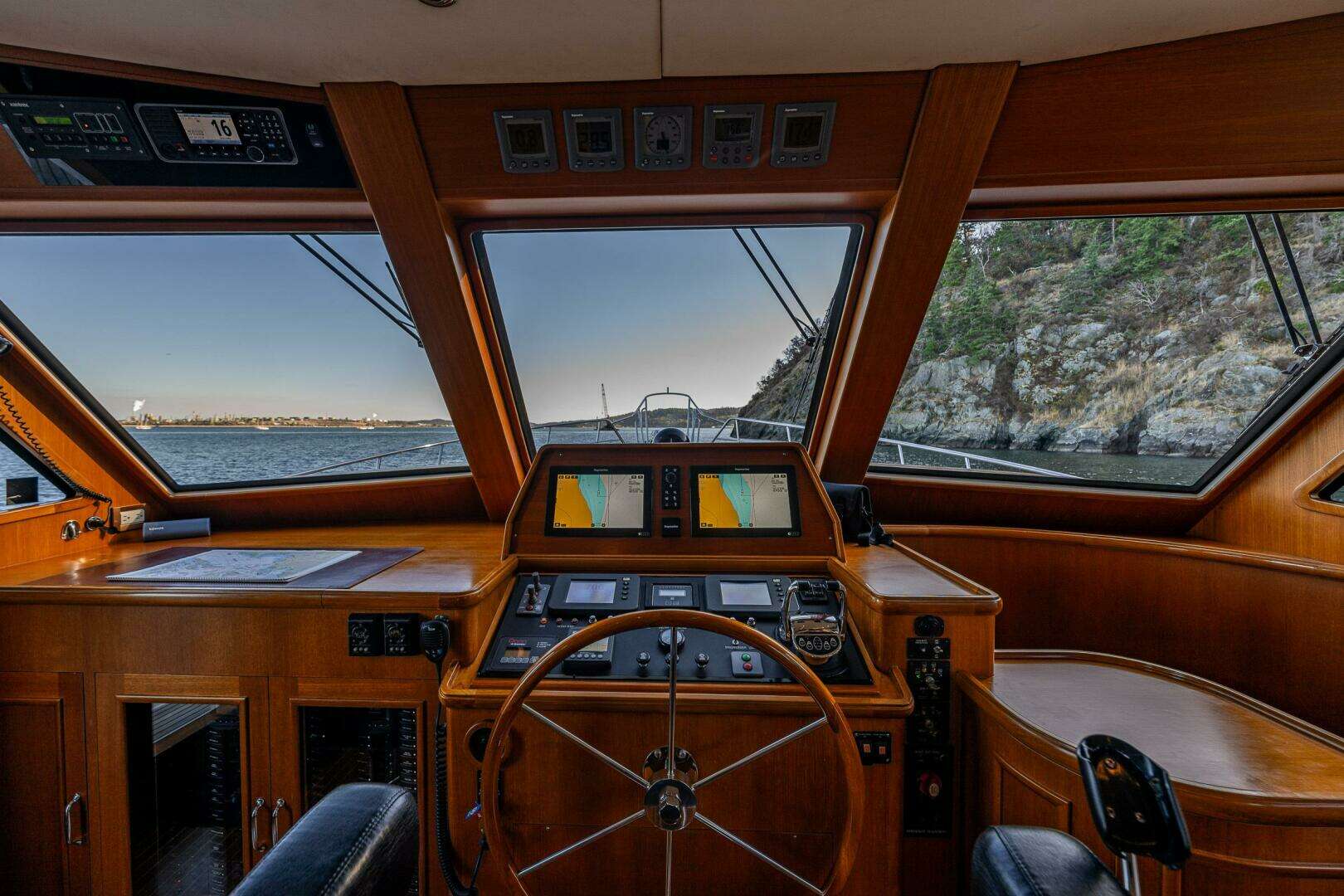 2007 Grand Banks 59 Aleutian Raised Pilothouse - Image 13
