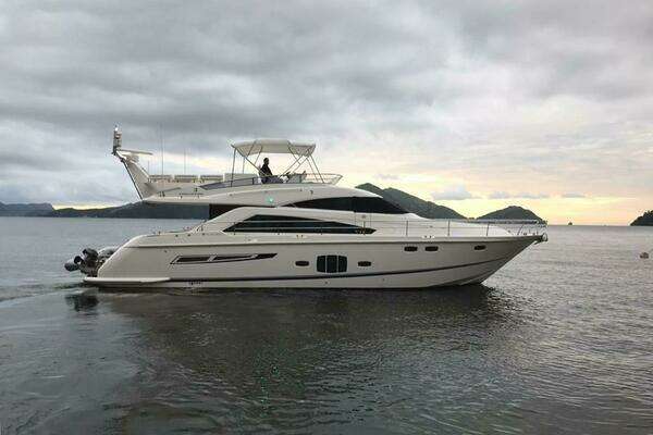 2010 Fairline Squadron 55