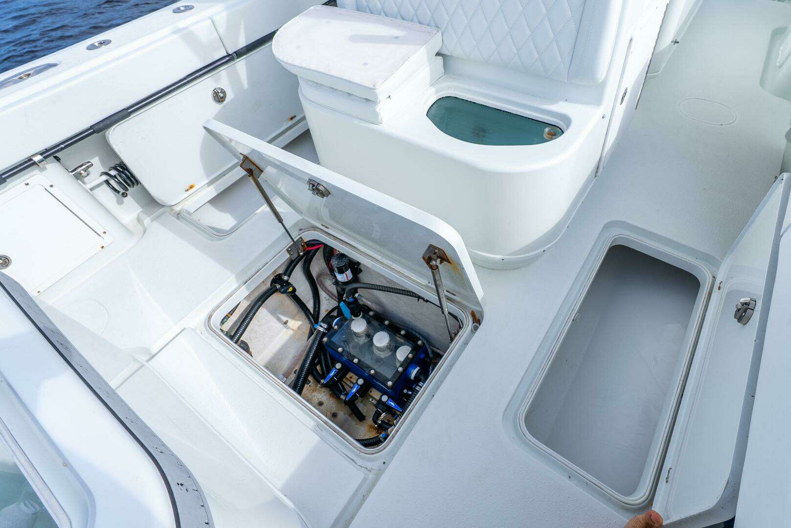 2014 Yellowfin — - Image 34